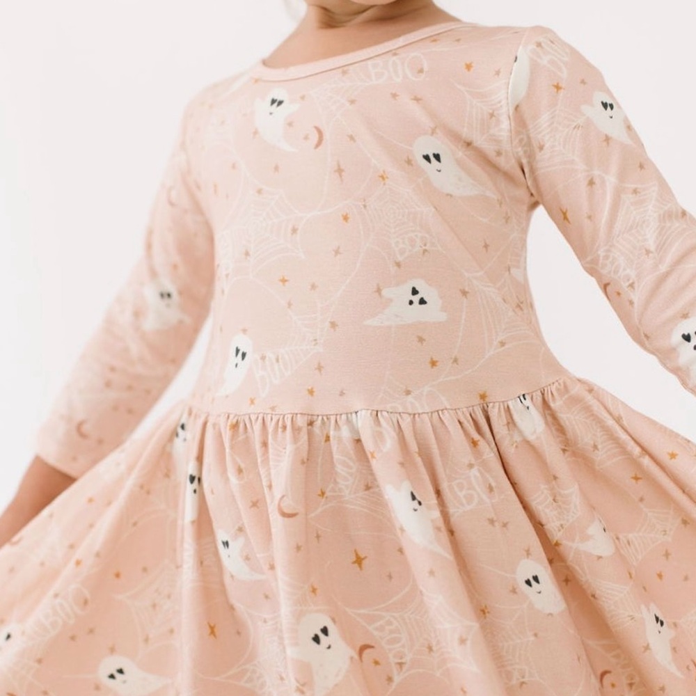 Vivie and Ash 4T dresses